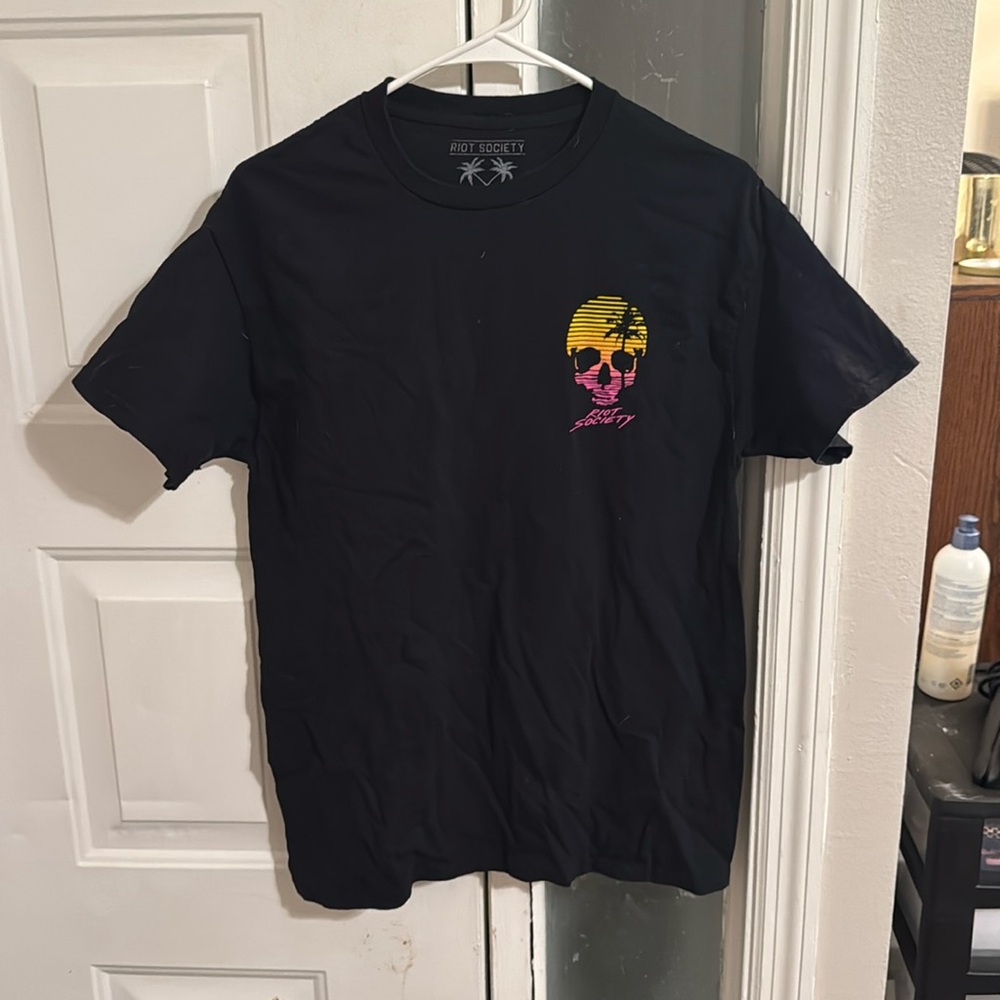 Riot society men’s tshirt